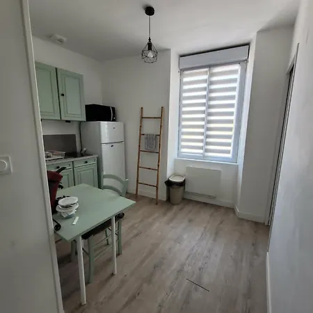 Apartament 1er Etage Chalouere Angers