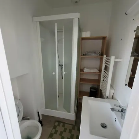 1er Etage Chalouere *