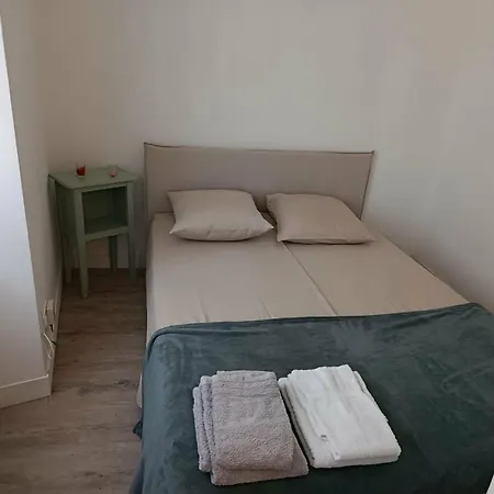 Apartament 1er Etage Chalouere